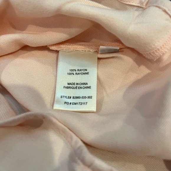 NWT Bellah Dahl V-Neck T-Shirt Size XS - Picture 8 of 11